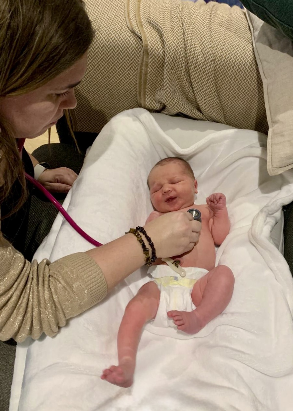 Neonatal examination at home