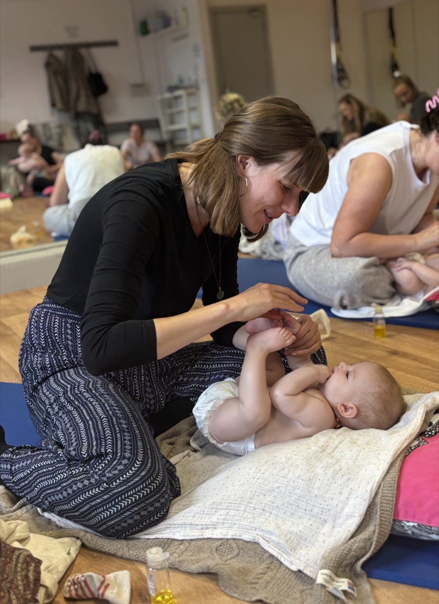Baby massage instruction